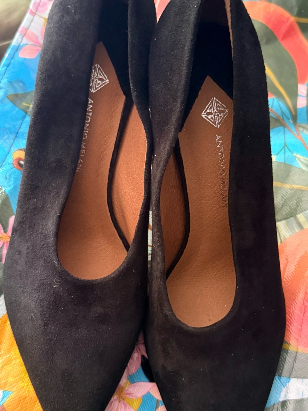ANTONIO MELANI Black Pointed-Toe Suede Pumps